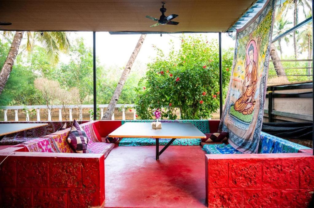 Vintage Beach Resort Agonda Bagian luar foto