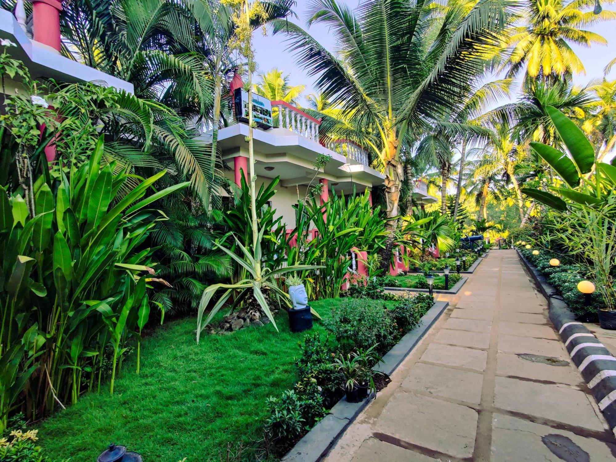 Vintage Beach Resort Agonda Bagian luar foto
