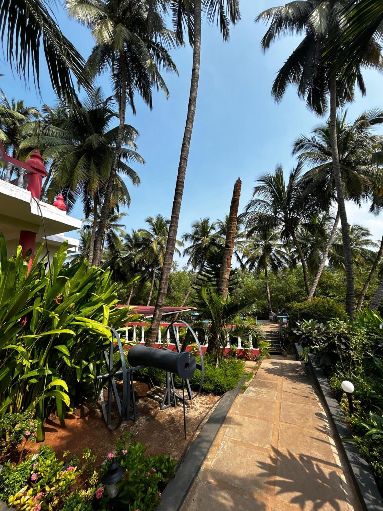 Vintage Beach Resort Agonda Bagian luar foto